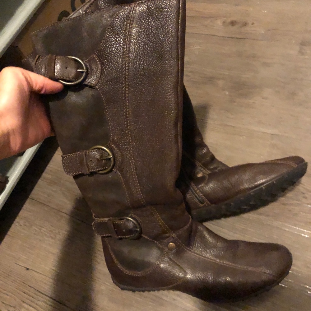 Geox size 7 brown leather boot